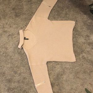 Turtle neck long sleeve shirt